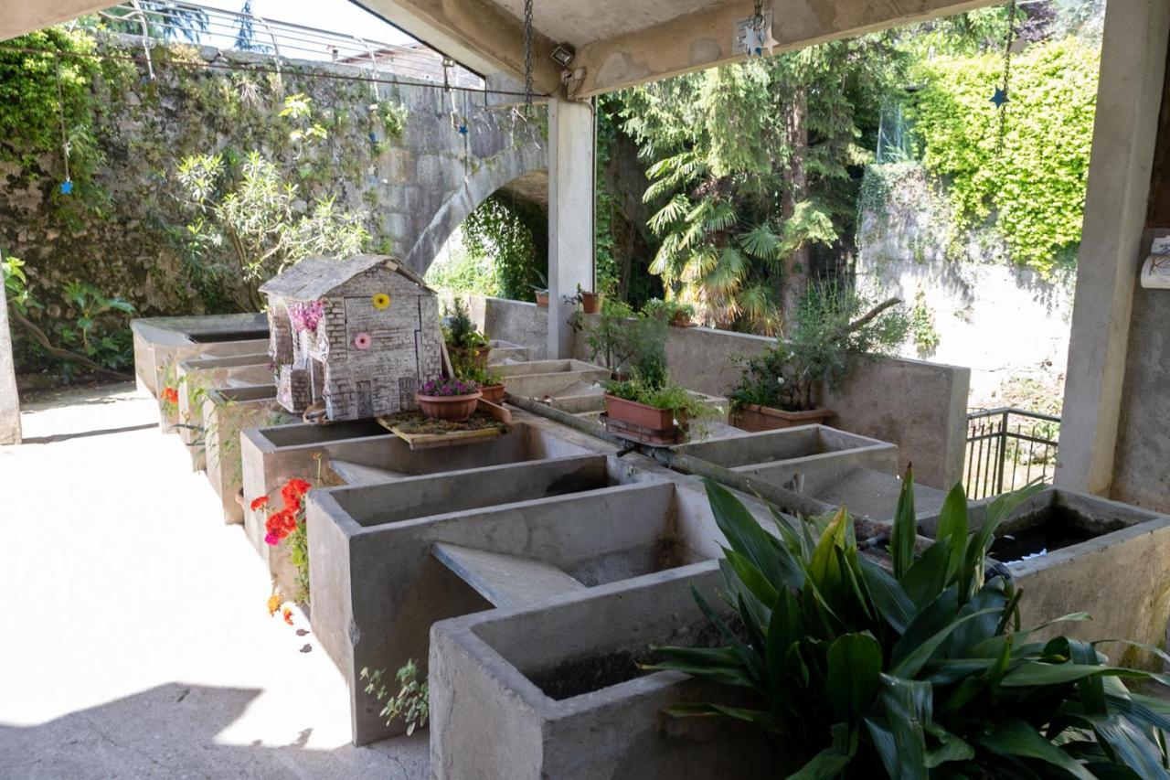 La Casa Sotto Le Cascate Lago Maggiore - Ixihome Cittiglio Εξωτερικό φωτογραφία